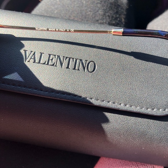 SOLD - Picture 4 of 7